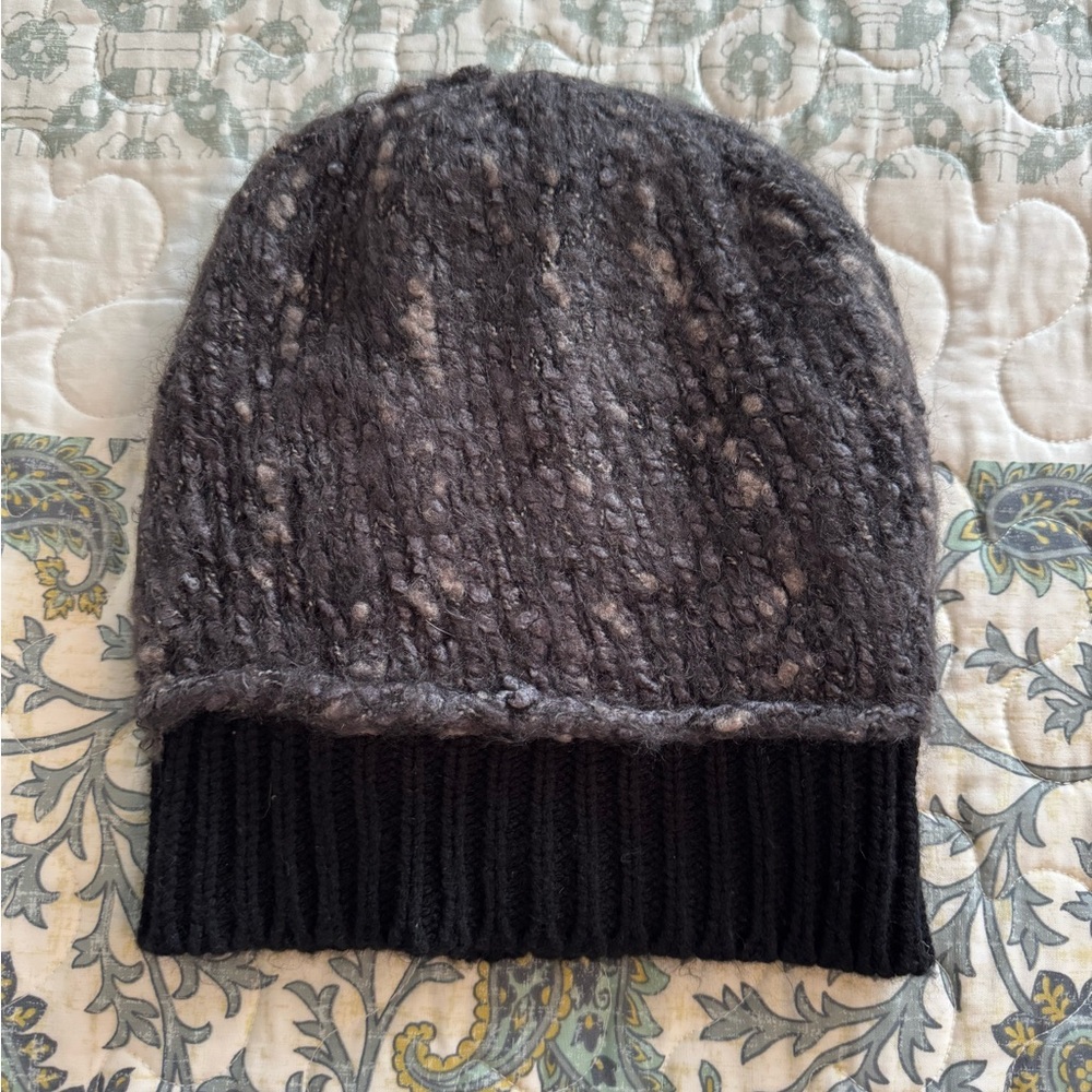 Source Unknown Textured Gray and Black Beanie